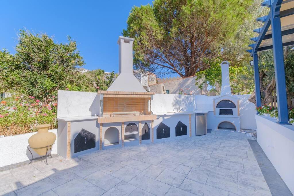 Lefkathia Beach Villa - Gated Beach-Front Private Villa At Lefkathia Beach, Chios! Volissos Esterno foto